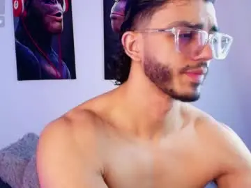 Chaturbate Free Live Porn of axel_stein03