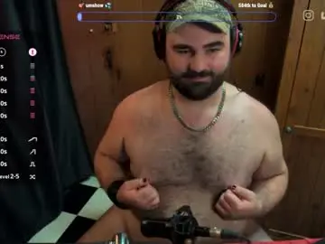 Chaturbate Live Sex Cam of bearzbeetz