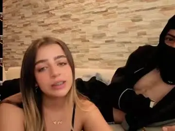 Chaturbate Free Porn Cam of cute_emmma