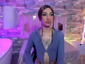 Chaturbate Watch Live Sex Cams of cyrus_tay