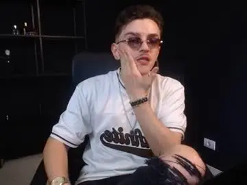 Chaturbate Live Porn of felixstark