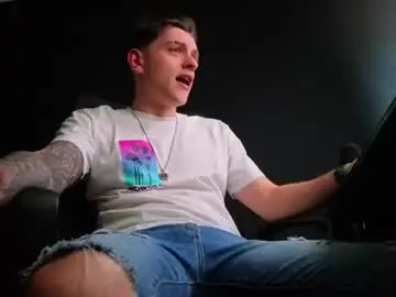 Chaturbate Live Sex Cam of felixstark