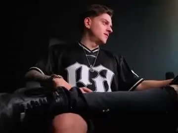 Chaturbate Live Sex Cam of felixstark