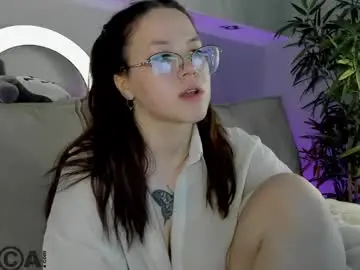 Chaturbate Adult Webcams of kira_be11