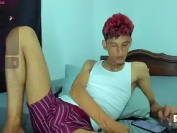 Chaturbate Best live sex cam show of liammendoza98