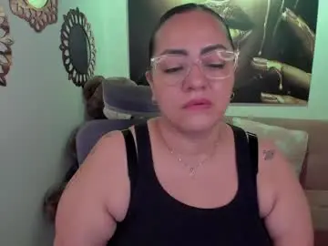 Chaturbate Adult Video Chat of marianalopez81