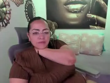 Chaturbate Best live sex cam show of marianalopez81