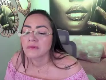 Chaturbate Watch Live Sex Cams of marianalopez81