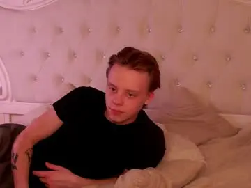 Chaturbate Adult Video Chat of simonwarner