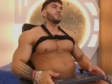 Chaturbate Best live sex cam show of zac_levis