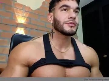 Chaturbate Best live sex cam show of zac_levis