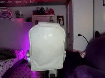 Chaturbate Live Sex Cam of apurple_tulip