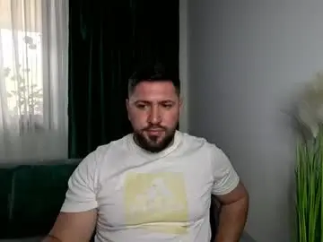 Chaturbate Live Sex Cam of gold_alpha_boy