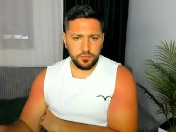 Chaturbate Free Porn Cam of gold_alpha_boy