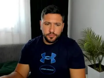 Chaturbate Nude Webcam of gold_alpha_boy