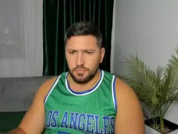 Chaturbate Free Porn Cam of gold_alpha_boy