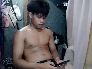Chaturbate Sex Chat of pinoy_shyboy69