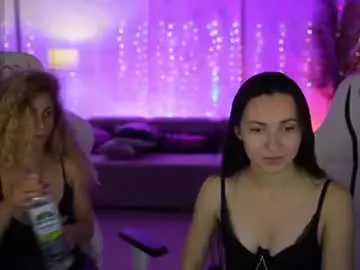 Chaturbate Live Sex of sweetdesiree_