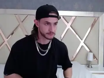 Chaturbate Free Porn Cam of axel_porn_1