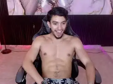 Chaturbate Best live sex cam show of dante_18cm