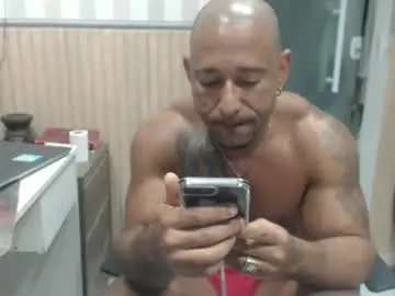 Chaturbate Live Sex of hebertgomes