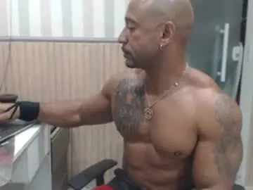 Chaturbate Live Sex Cam of hebertgomes