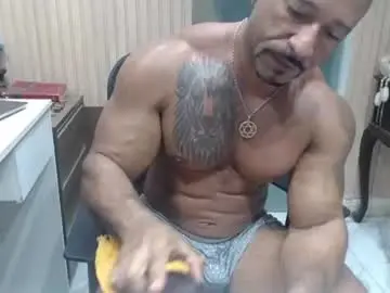 Chaturbate Live Sex Cam of hebertgomes