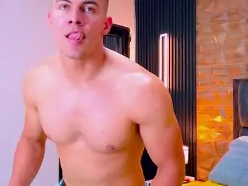 Chaturbate Live Sex Cam of hotfuckers4uu