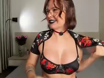 Chaturbate Live Sex of medea_allure