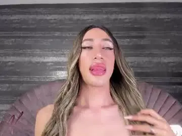 Chaturbate Live Sex of nayla_monroee