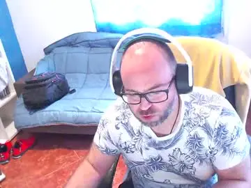 Chaturbate Nude Webcam of ravingr3d3