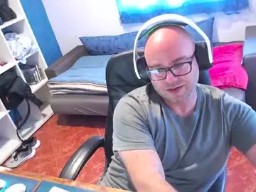 Chaturbate Best live sex cam show of ravingr3d3