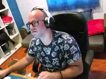 Chaturbate Live Sex of ravingr3d3