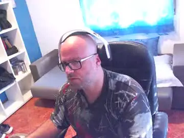 Chaturbate Adult Video Chat of ravingr3d3