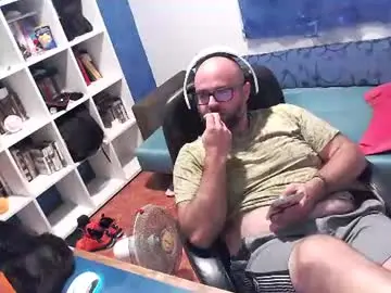 Chaturbate Live Sex of ravingr3d3