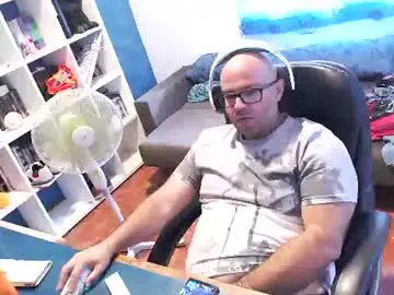 Chaturbate Sex Chat of ravingr3d3