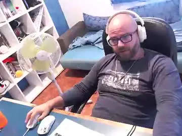 Chaturbate Live Sex Cam of ravingr3d3