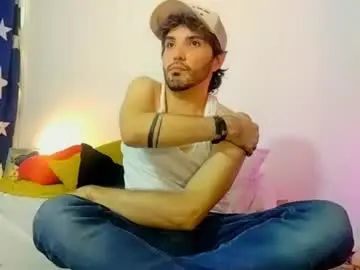 Chaturbate Adult Video Chat of camilosaennz