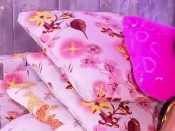 Chaturbate Free Live Porn of lara_giraldo