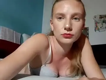 Chaturbate Live Sex Cam of lia06_
