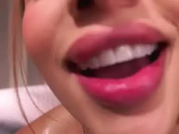 Chaturbate Best live sex cam show of nina_mon