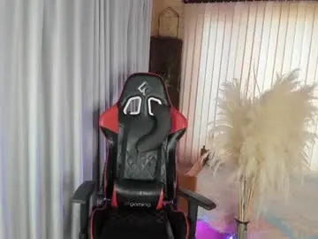 Chaturbate Live Sex Cam of wekeepyoursecret