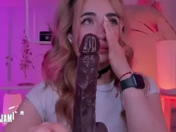 Chaturbate Best live sex cam show of alejamillan1