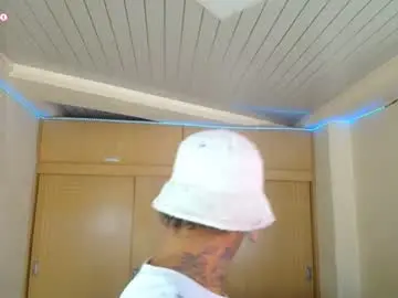 Chaturbate Free Porn Cam of clermontt