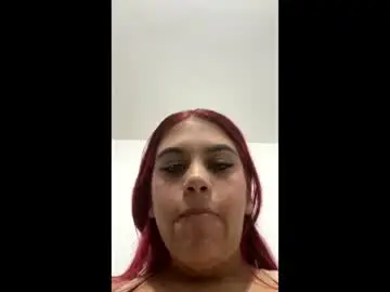 Chaturbate Live Sex Cam of iam_naho