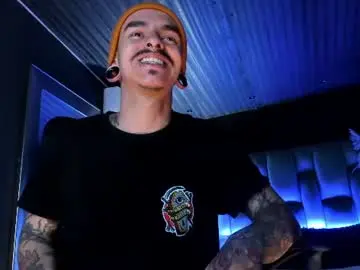 Chaturbate Watch Live Sex Cams of kaletattoos