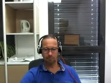 Chaturbate Live Porn of moi9876543210