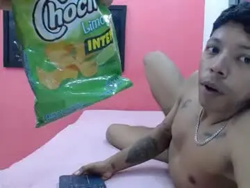 Chaturbate Watch Live Sex Cams of kloe_matias