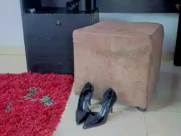 Chaturbate Nude Webcam of marianaluquez