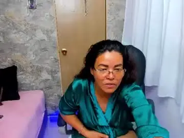 Chaturbate Nude Webcam of maturepure_